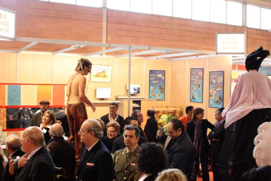 Los institutos de Educación Secundaria de la localidad expusieron su oferta formativa en el Salón del Estudiante de Lorca, Foto 1