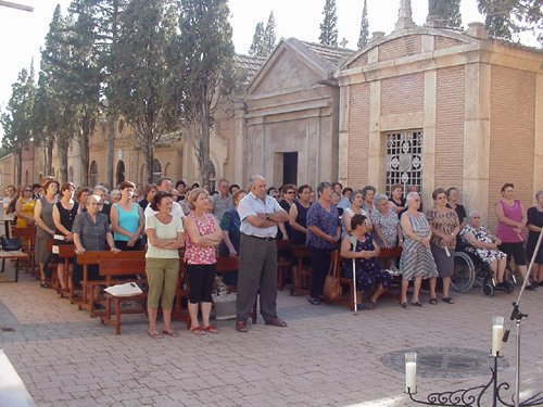 El cementerio celebra la festividad de Nuestra Seora del Carmen, Foto 4