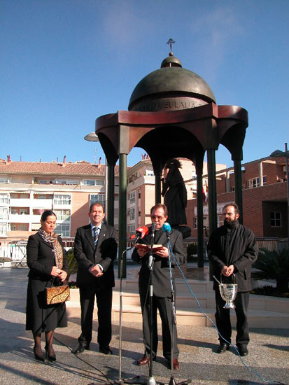 Una imagen de Santa Eulalia preside la plaza de la Constitucin, Foto 1