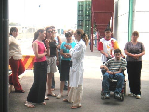 Alumnos del Programa de Formacin Especial en la modalidad de Servicios Auxiliares de Oficina de MIFITO visitan COATO, Foto 2