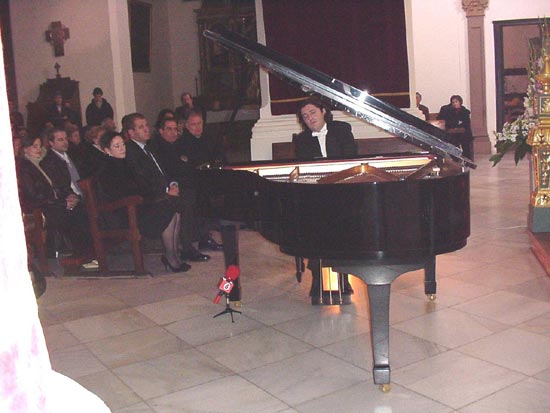 El pianista y compositor totanero Juan Miguel Murani ofreció un magistral concierto de Navidad, Foto 1