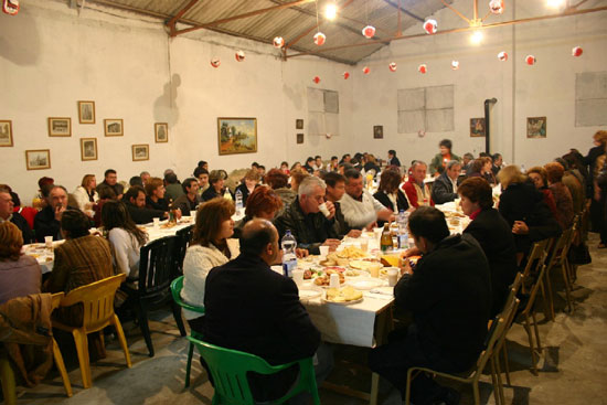 La Asociación de Amas de Casa de la pedanía de Lébor celebró una cena de convivencia, Foto 1