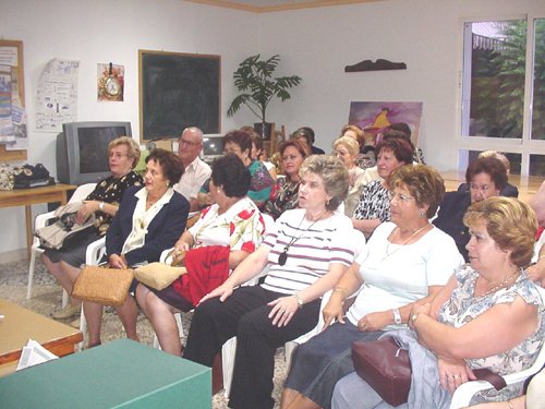 La Asociacin de Amas de Casa Las Tres Avemaras inicia el curso con diversas actividades, Foto 2