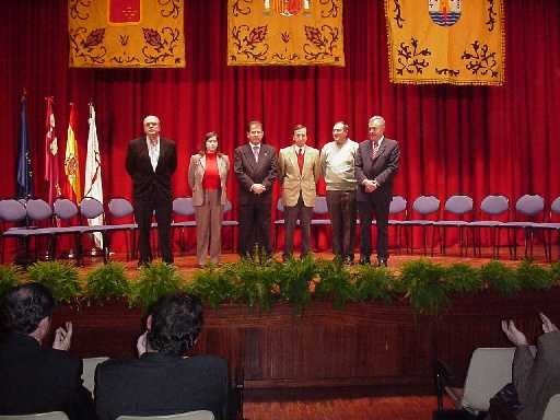 La ciudad de Totana rinde homenaje a alcaldes y diputados de la democracia, Foto 2