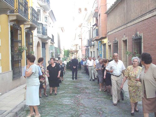 Numerosos vecinos participaron el pasado domingo en la procesin del Corpus Christi, Foto 5