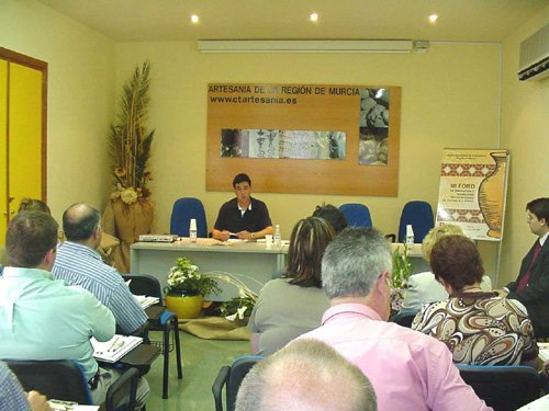 El Centro Tecnológico de Artesanía organiza el III Foro de Innovación y Tecnología en el sector de la Cerámica y idrio, Foto 1