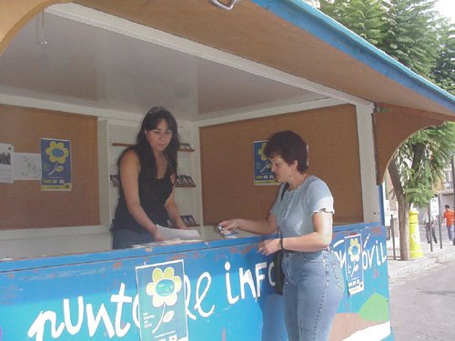 El centro del casco urbano se despejó de coches, Foto 3