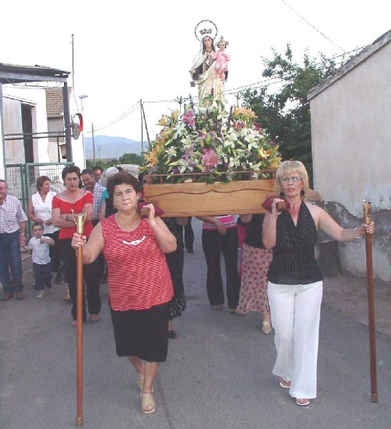 Música, procesión y otras actividades hicieron pasar un ameno fin de semana a los vecinos de Lébor Alto, Foto 4