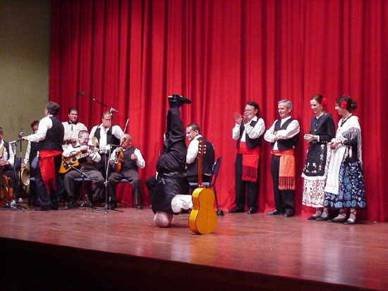 El festival folklrico Otoo cultural congreg a numerosoas personas, Foto 1