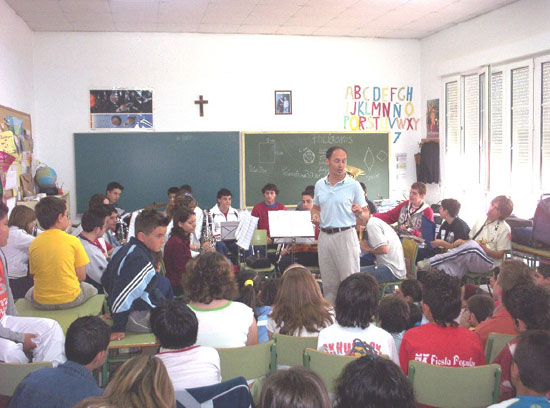 La Orquesta de Msica del IES Juan de la Cierva y Codornu acerca la msica a los ms jvenes, Foto 1