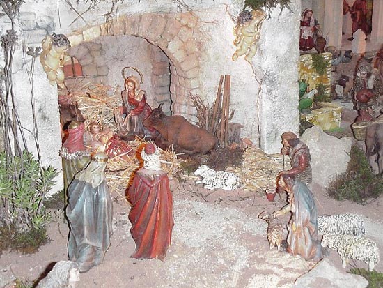 Un precioso belén adorna la Parroquia de Las Tres Avemarías, Foto 1