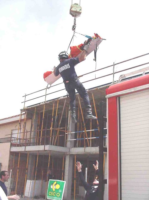 Un trabajador de la construcción resultó herido en Totana, Foto 2
