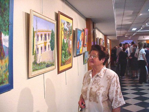 Los alumnos de pintura de la Universidad Popular exponen durante estos días sus trabajos, Foto 5