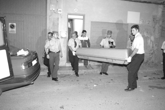 Hallan el cadáver de una joven ecuatoriana embarazada de casi nueve meses en el rellano de la casa donde vivía, Foto 2