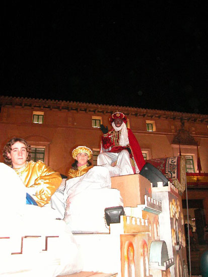 Los Reyes Magos llenaron de ilusin los hogares de los nios totaneros, Foto 3