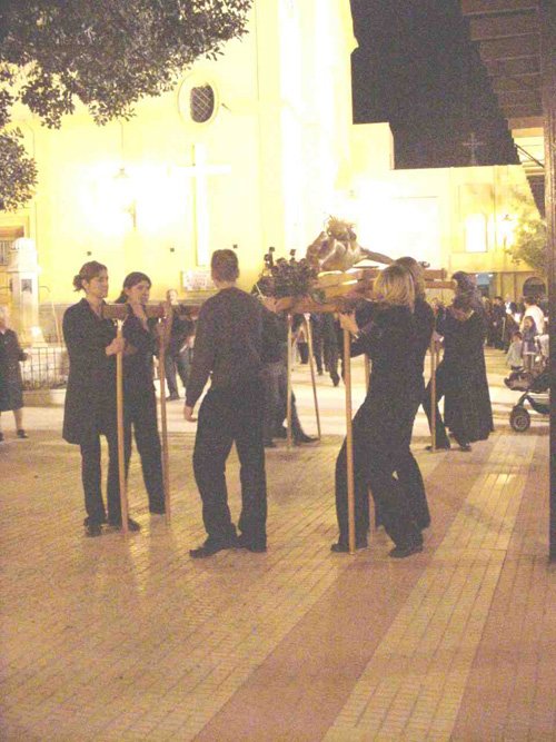 Tres tronos tomaron parte en la procesin de Lunes Santo, Foto 2