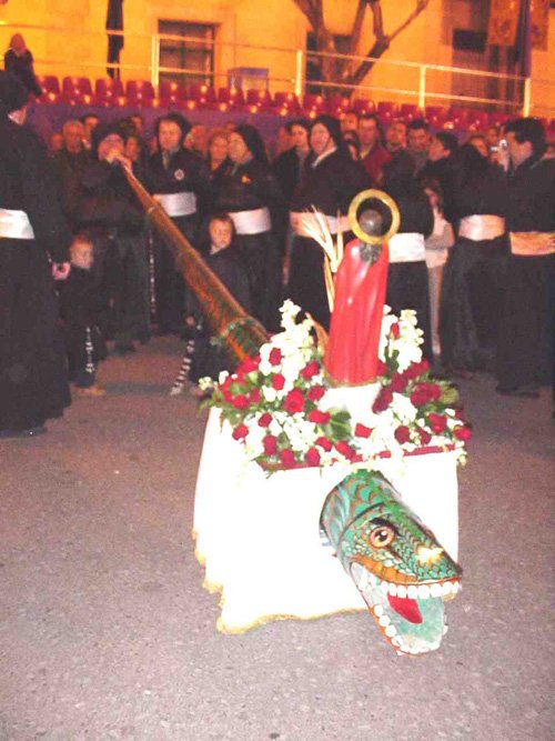 Cinco pasos tomaron parte en la procesin de Martes Santo , Foto 2