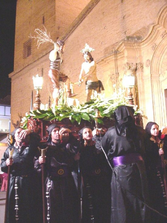 Las primeras túnicas de nazareno salieron a la calle en Martes Santo, Foto 5