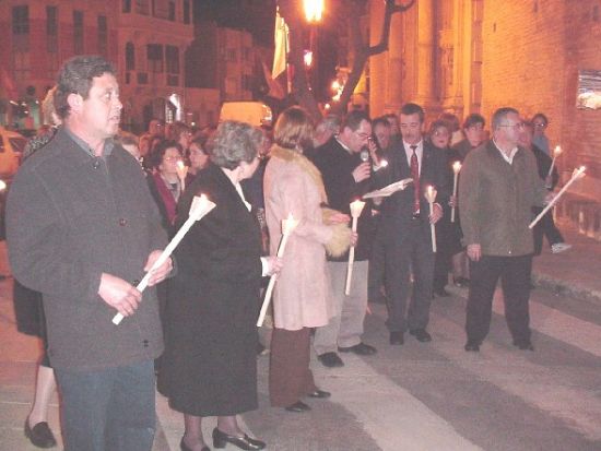 Numerosos vecinos tomaron parte en el Va Crucis de Hermandades y Cofradas organizado por el Cabildo, Foto 3