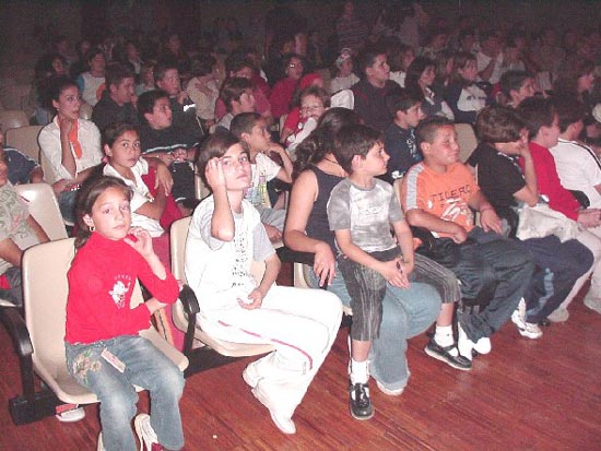 Unos 150 alumnos de colegios de Totana participan en la XII Muestra de Teatro Escolar, Foto 3