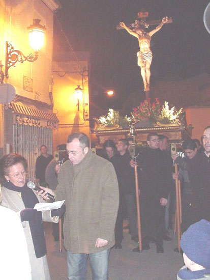 Numerosas personas participaron en el Va Crucis organizado por la Hermandad de Jess en el Calvario y Santa Cena, Foto 4