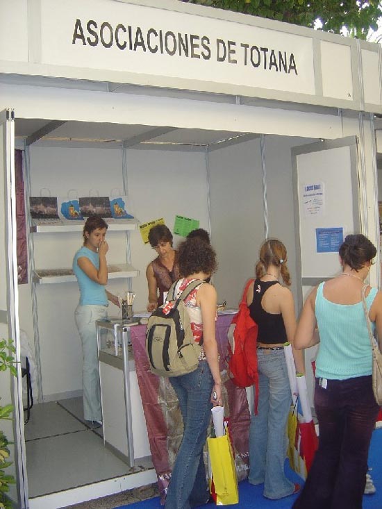 Totana estuvo presente tambin en la Zona Joven 2004, Foto 2